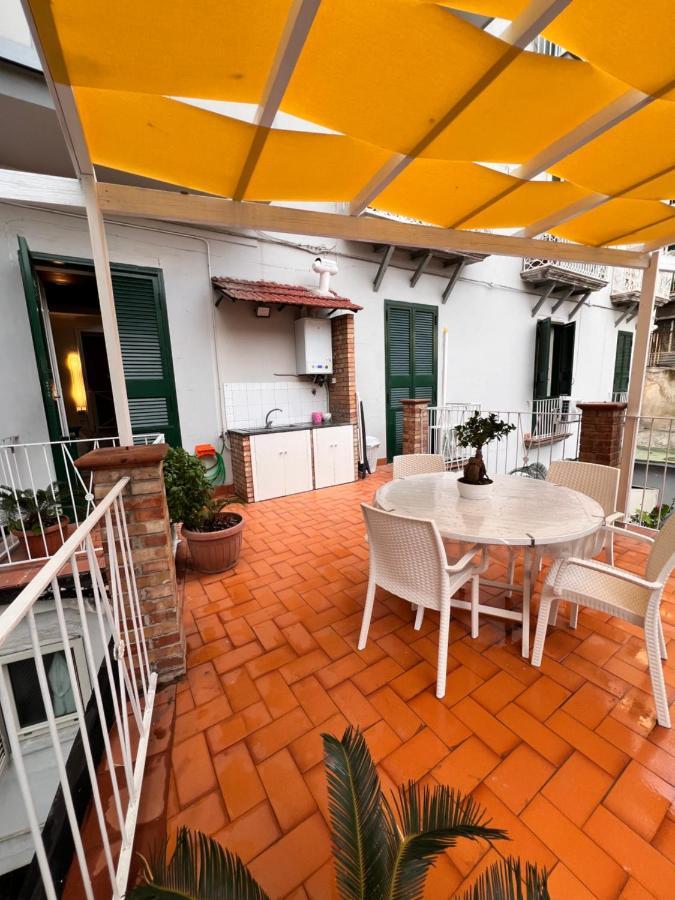 Domus Elena - Plebiscito * Napoli